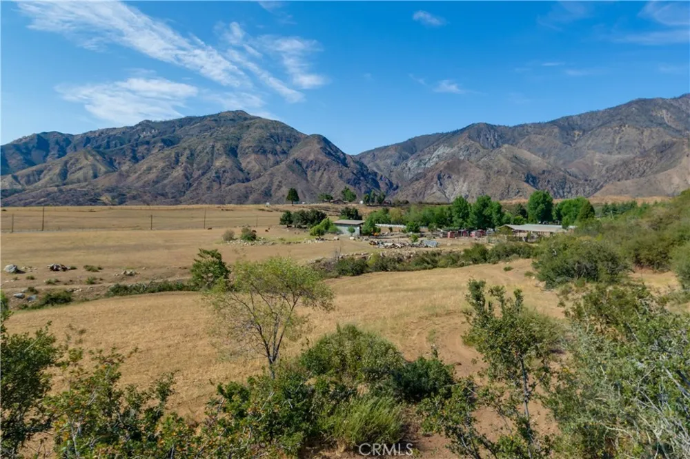 37547 Oak Glen Road Oak Glen, CA 92399