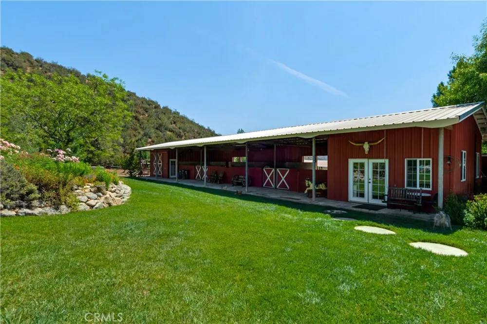 37547 Oak Glen Road Oak Glen, CA 92399