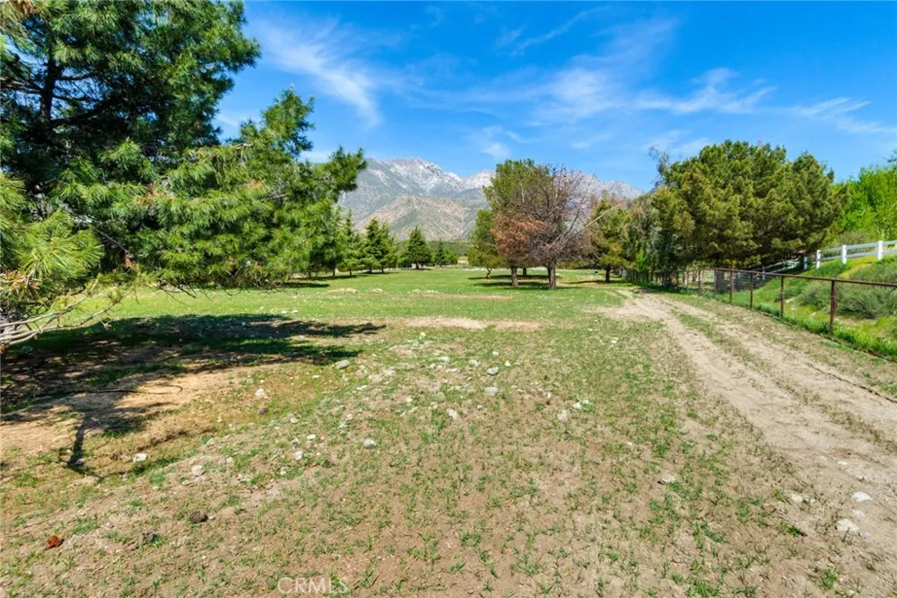37547 Oak Glen Road Oak Glen, CA 92399