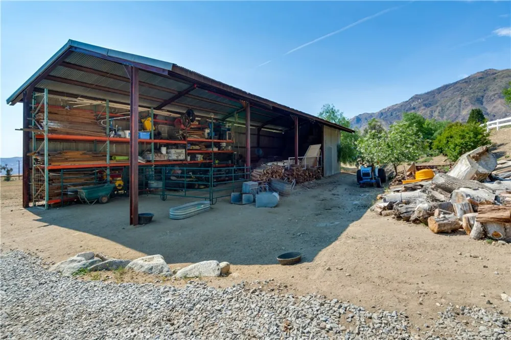 37547 Oak Glen Road Oak Glen, CA 92399
