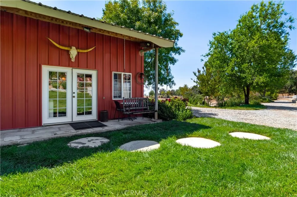 37547 Oak Glen Road Oak Glen, CA 92399