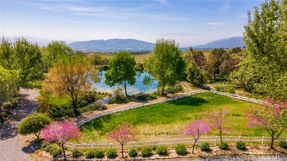 37547 Oak Glen Road Oak Glen, CA 92399
