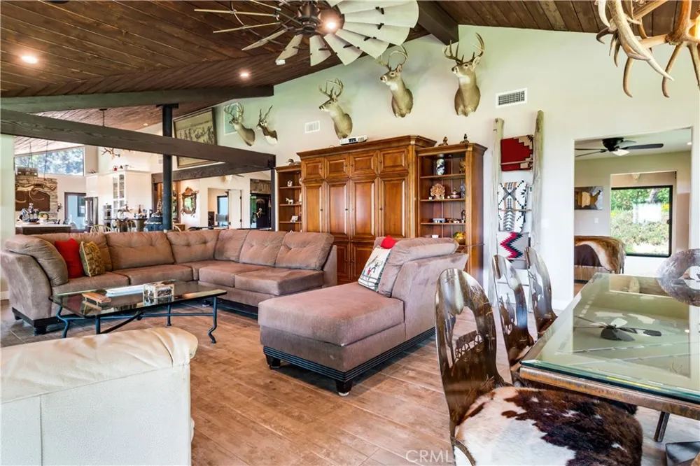 37547 Oak Glen Road Oak Glen, CA 92399