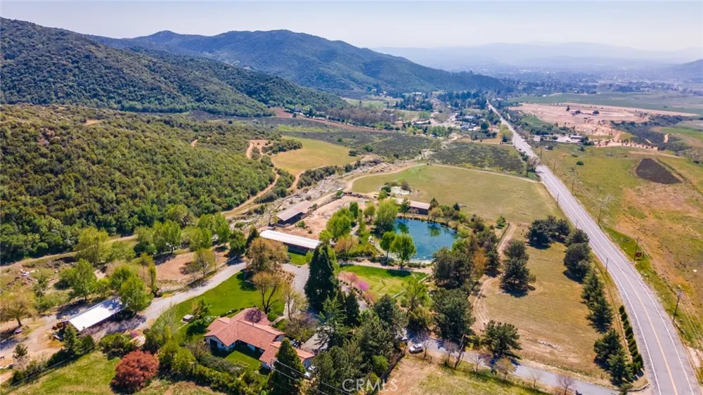 37547 Oak Glen Road Oak Glen, CA 92399