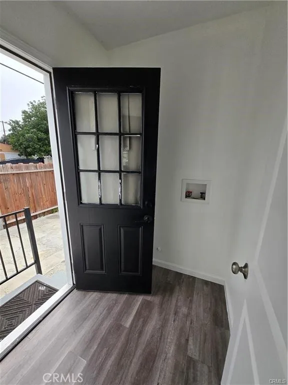 1714 E San Marcus Compton, CA 90221