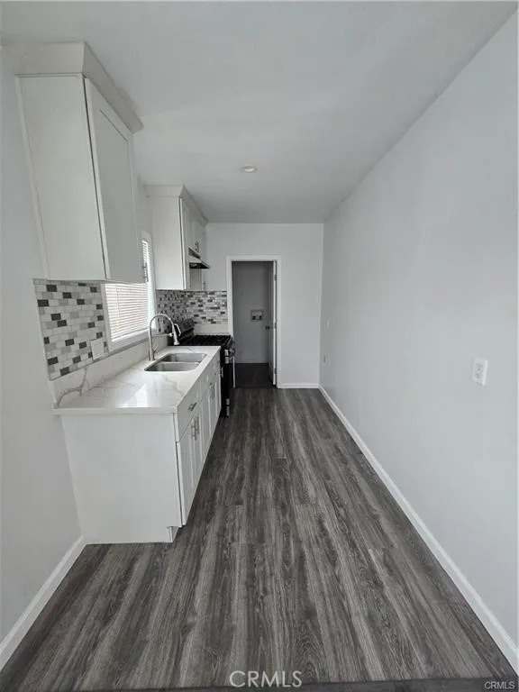 1714 E San Marcus Compton, CA 90221