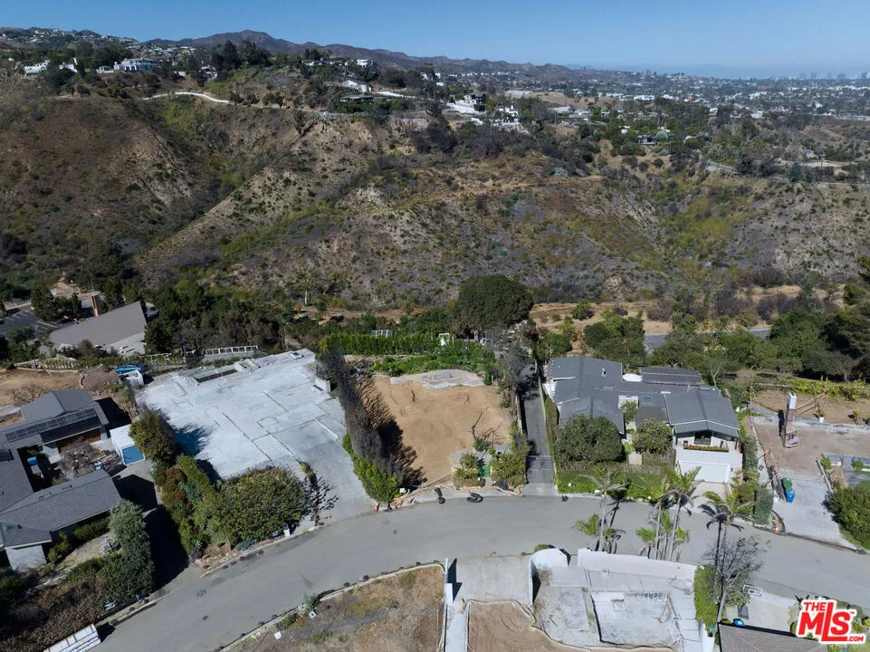 312 Bellino Drive Pacific Palisades, CA 90272