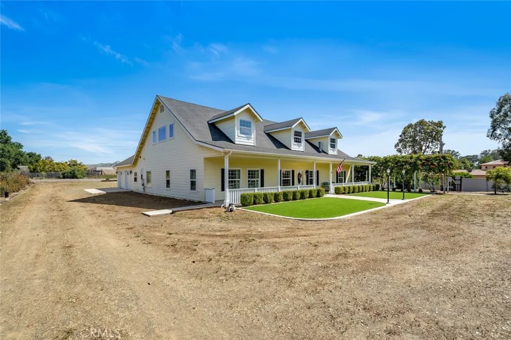 1696 Los Osos Valley Road Los Osos, CA 93402