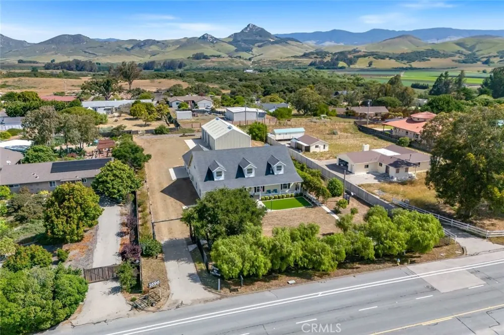 1696 Los Osos Valley Road Los Osos, CA 93402