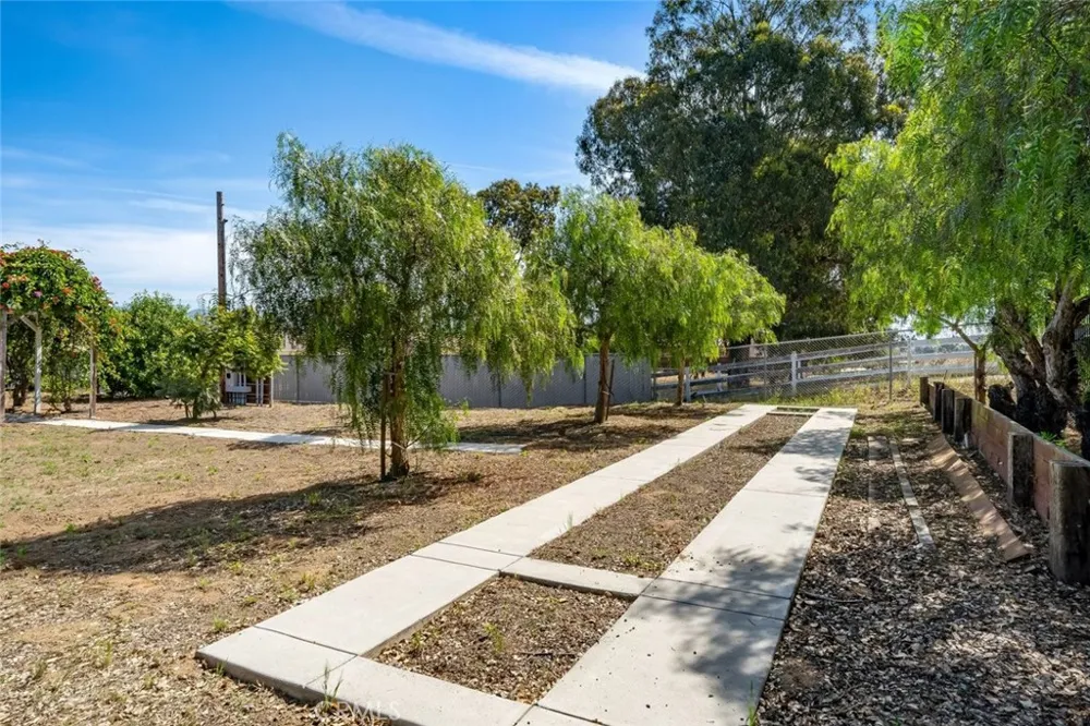 1696 Los Osos Valley Road Los Osos, CA 93402