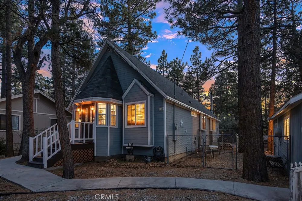 364 Leonard Sugarloaf, CA 92386