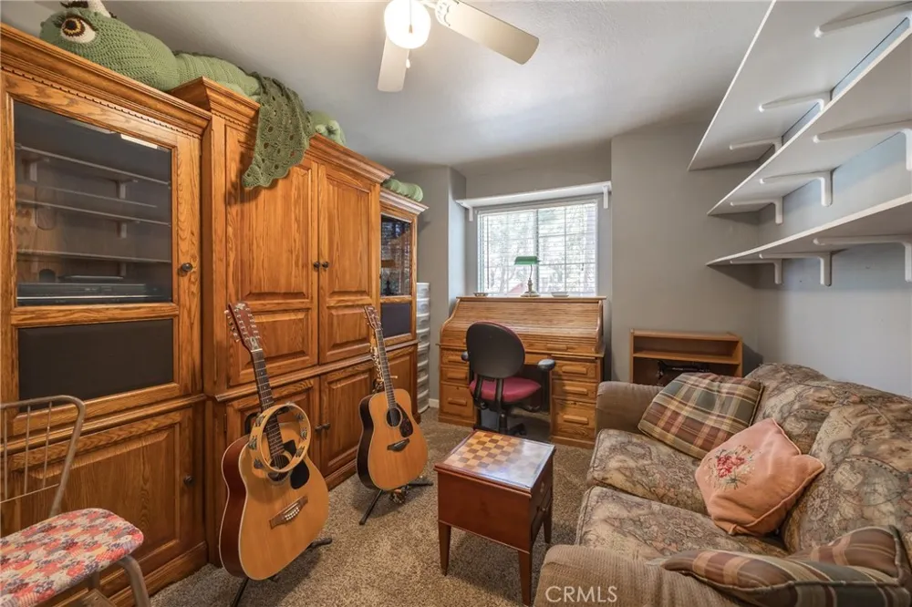 364 Leonard Sugarloaf, CA 92386