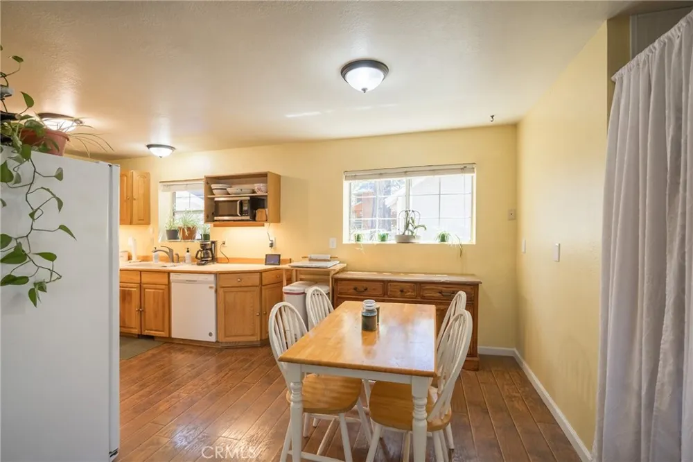 364 Leonard Sugarloaf, CA 92386