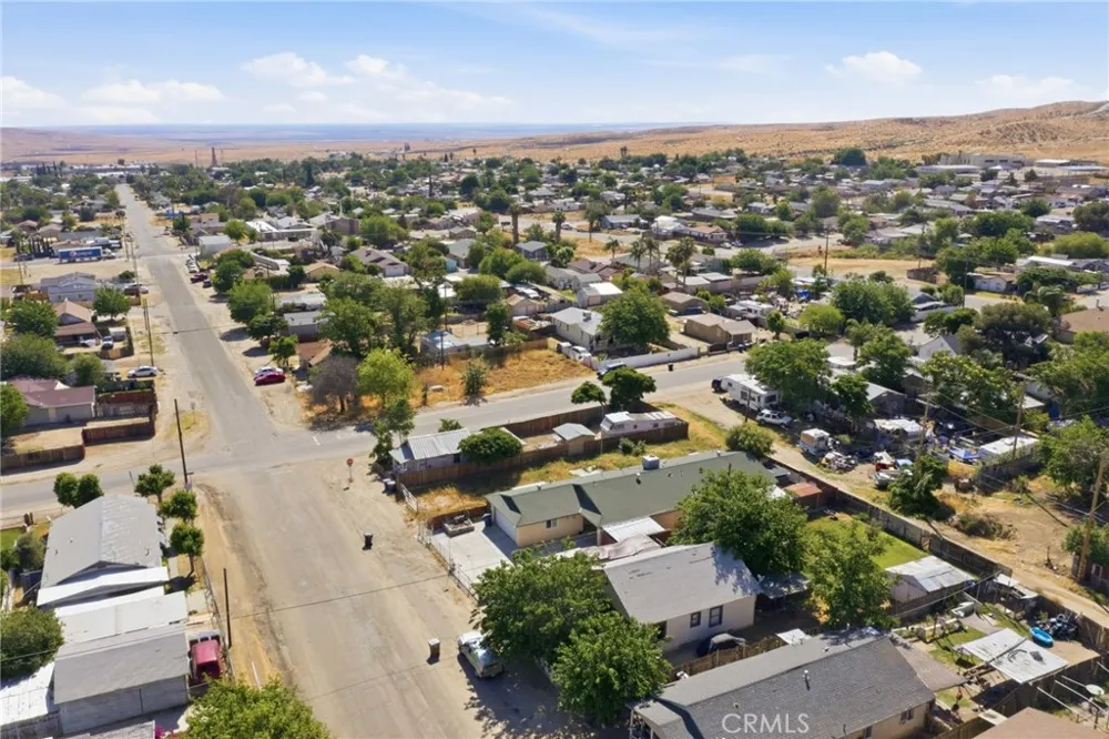 149 Crystal Taft, CA 93268