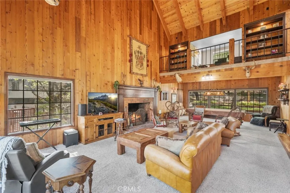 887 Talisman Lake Arrowhead, CA 92352