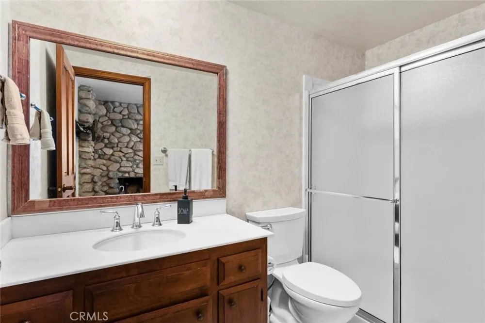 887 Talisman Lake Arrowhead, CA 92352