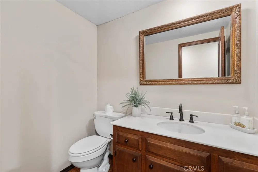 887 Talisman Lake Arrowhead, CA 92352