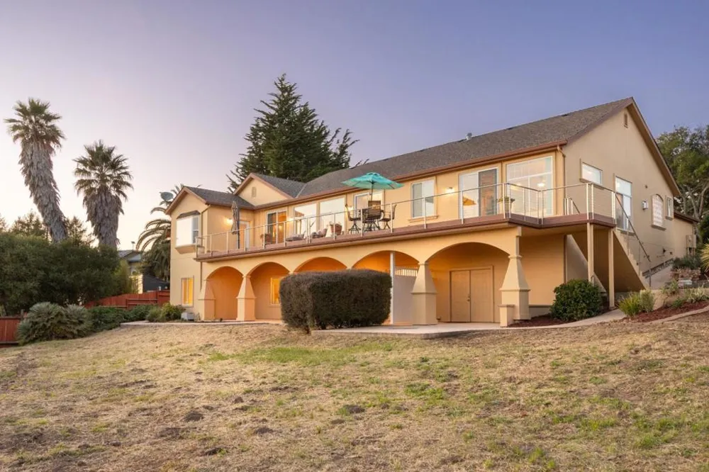 960 Smith Road Watsonville, CA 95076