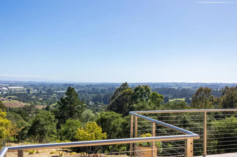 960 Smith Road Watsonville, CA 95076