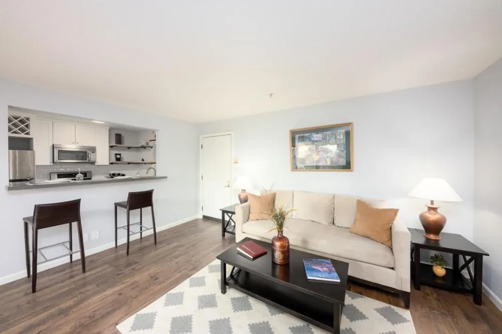 2425 S Norfolk Street #204 San Mateo, CA 94403