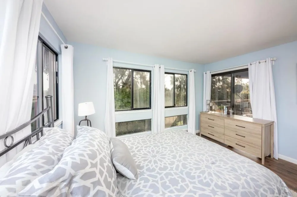 2425 S Norfolk Street #204 San Mateo, CA 94403