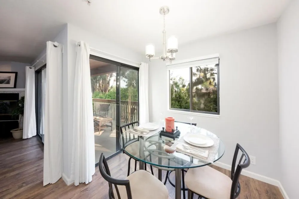 2425 S Norfolk Street #204 San Mateo, CA 94403