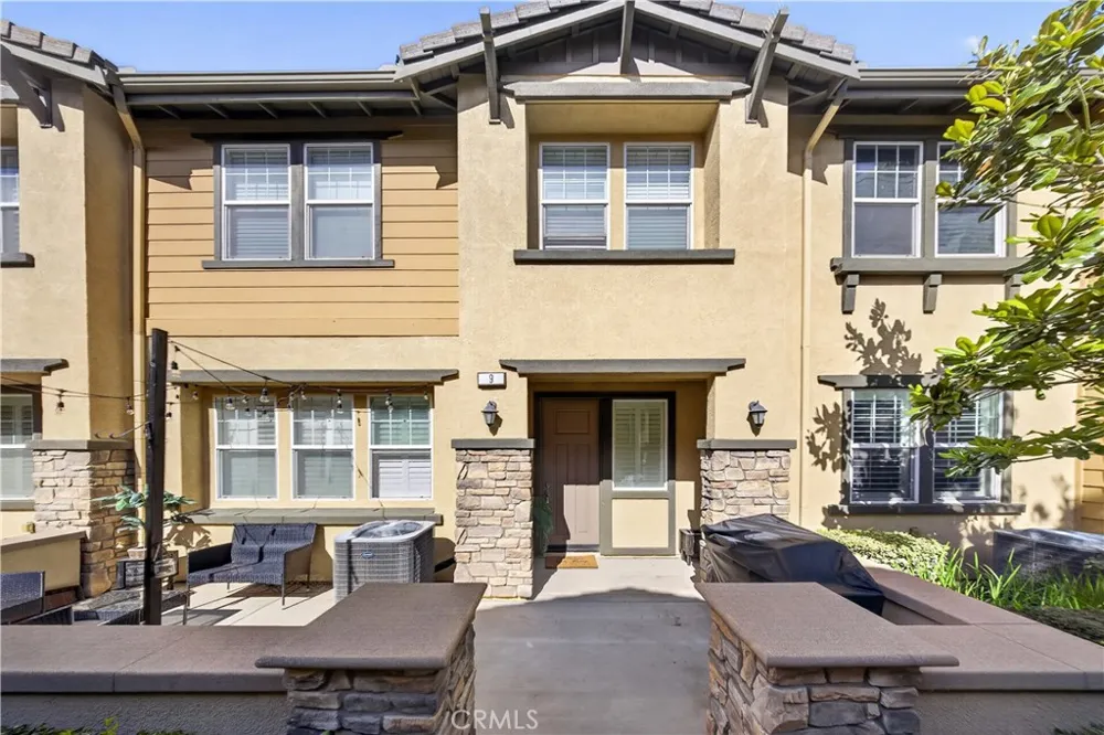 16001 chase rd Fontana, CA 92336