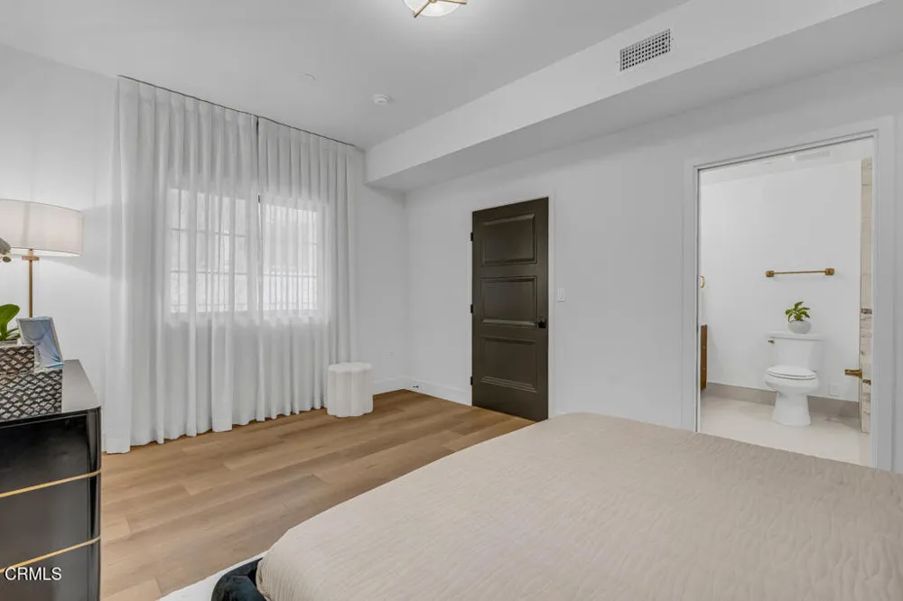 139 S Oak Knoll Avenue #303 Pasadena, CA 91101