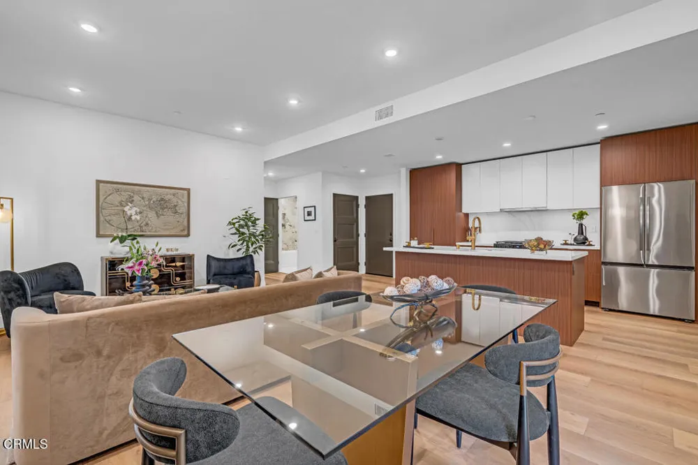 139 S Oak Knoll Avenue #303 Pasadena, CA 91101