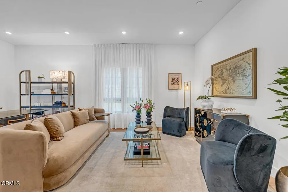 139 S Oak Knoll Avenue #303 Pasadena, CA 91101