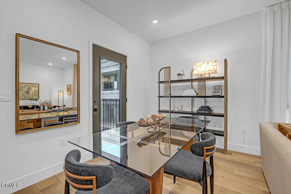 139 S Oak Knoll Avenue #303 Pasadena, CA 91101