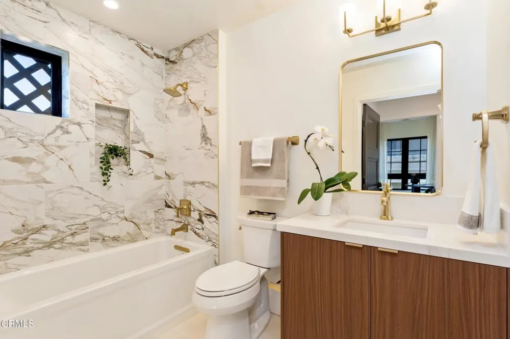 139 S Oak Knoll Avenue #303 Pasadena, CA 91101