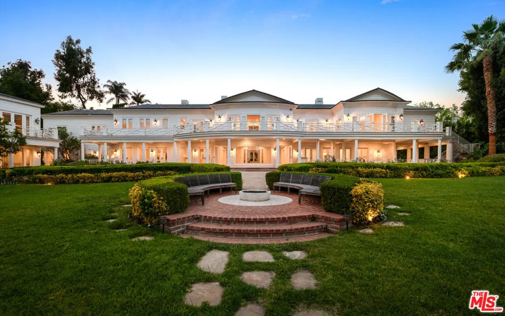 10250 W Sunset Boulevard Los Angeles, CA 90077