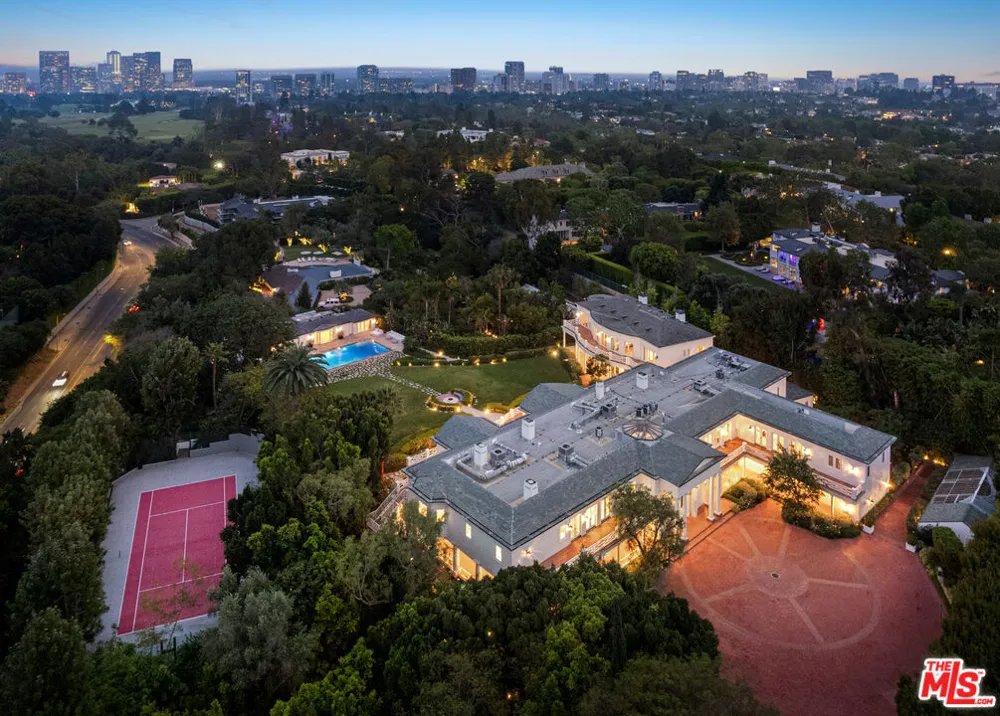 10250 W Sunset Boulevard Los Angeles, CA 90077