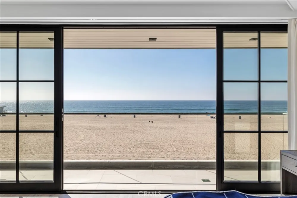 2428 The Strand Hermosa Beach, CA 90254