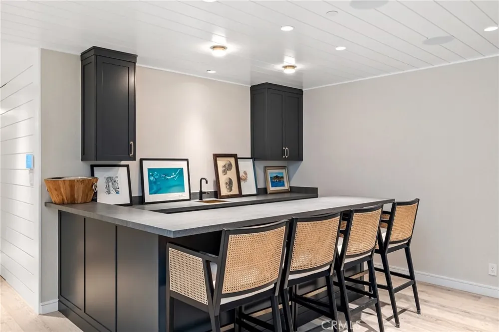 2428 The Strand Hermosa Beach, CA 90254