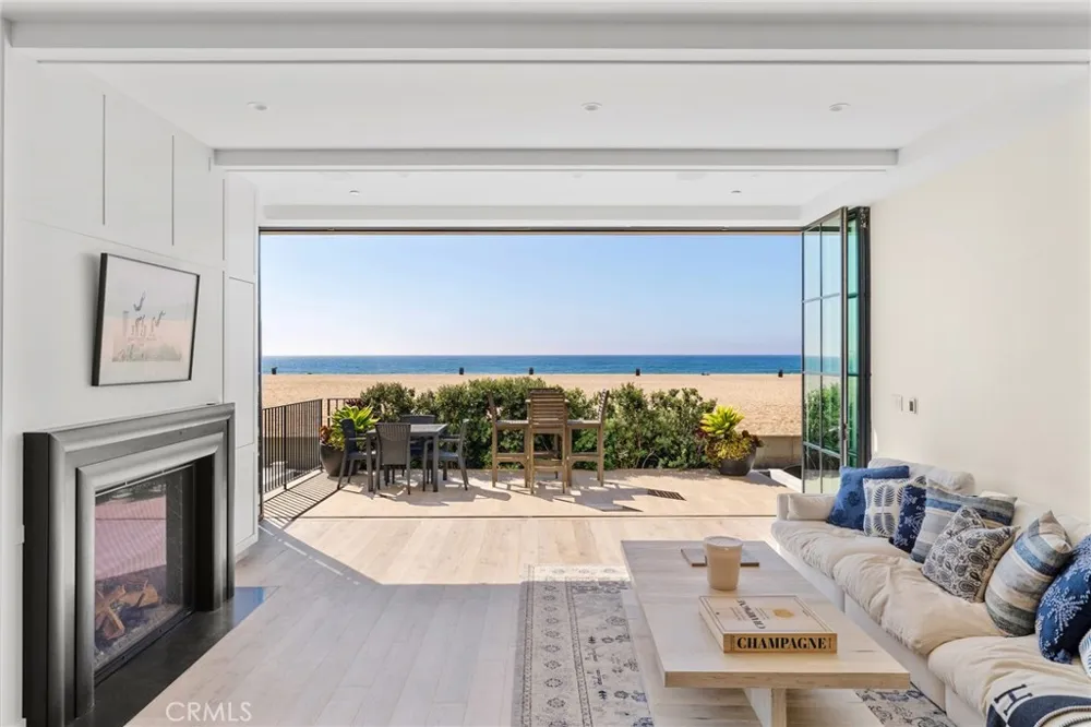 2428 The Strand Hermosa Beach, CA 90254