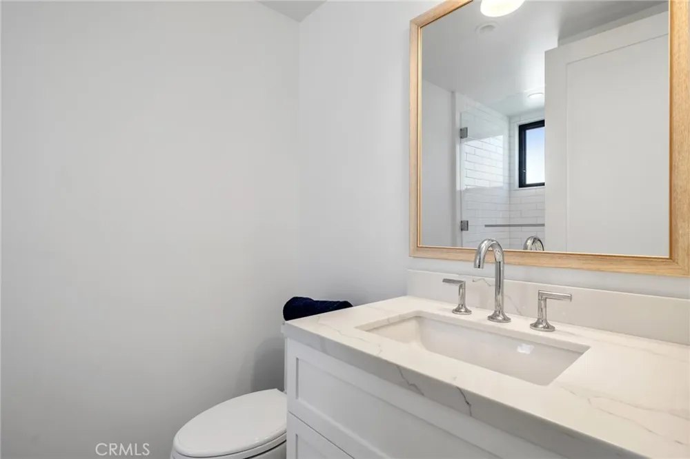 2428 The Strand Hermosa Beach, CA 90254