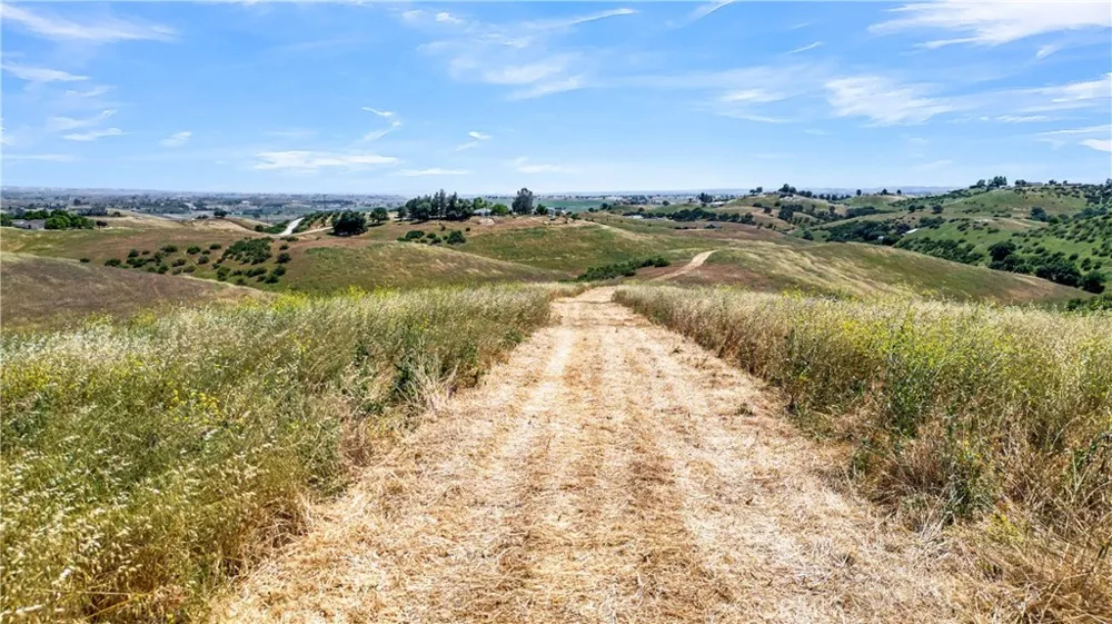 Crest View San Miguel, CA 93451