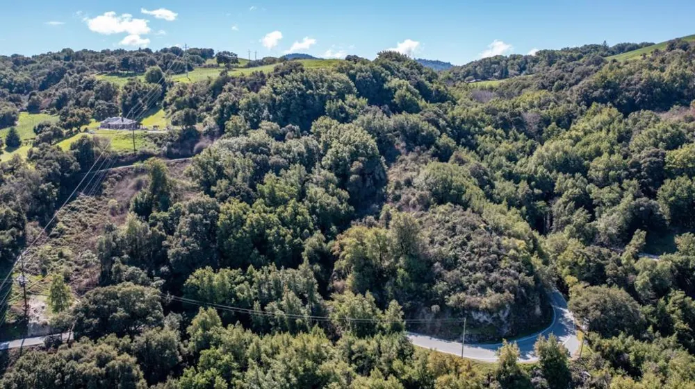 Montebello Road Cupertino, CA 95014