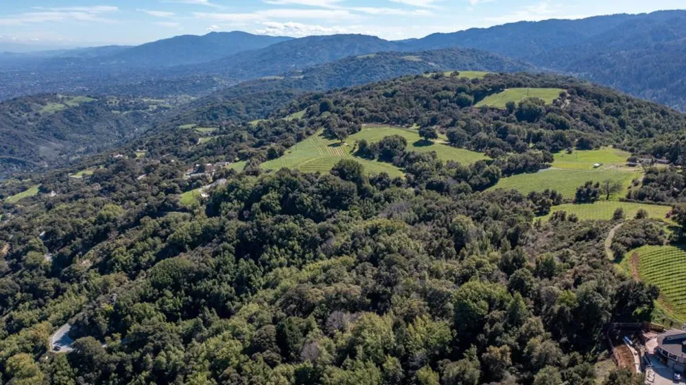 Montebello Road Cupertino, CA 95014