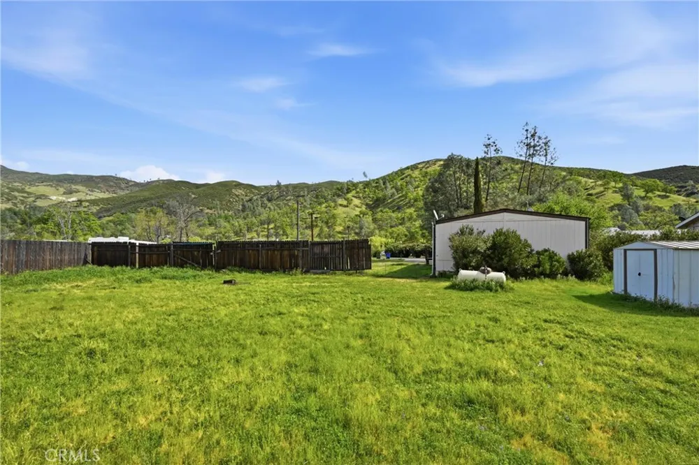 3795 Spring Valley Road Clearlake Oaks, CA 95423