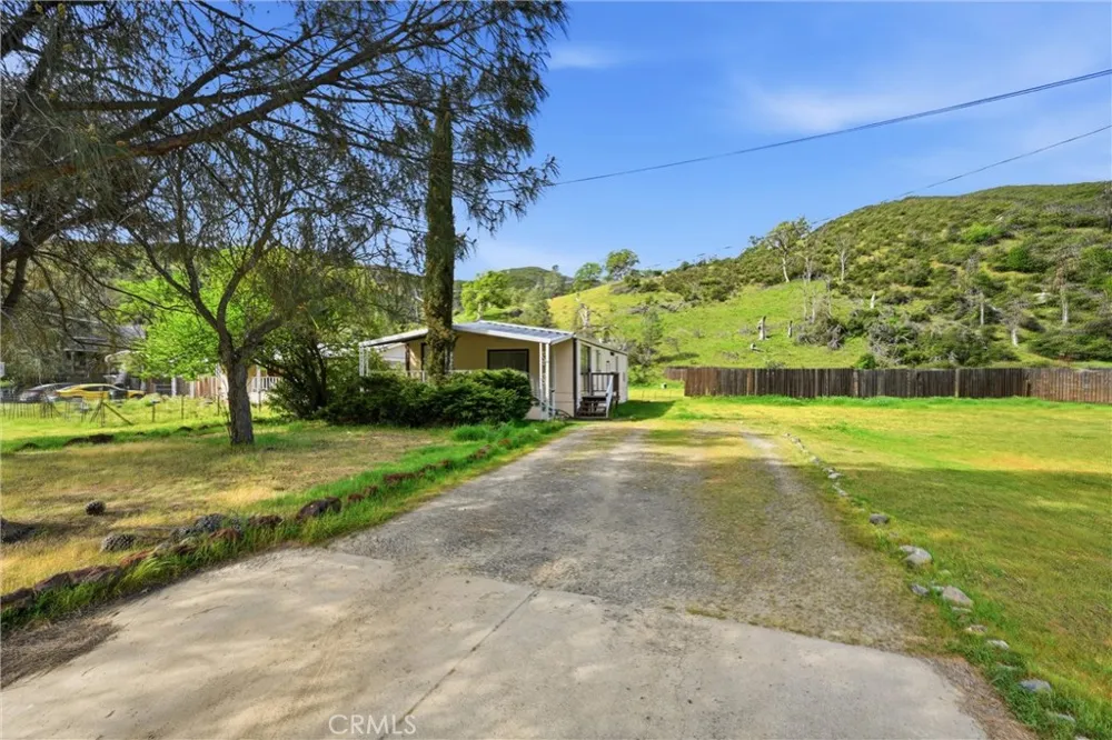3795 Spring Valley Road Clearlake Oaks, CA 95423