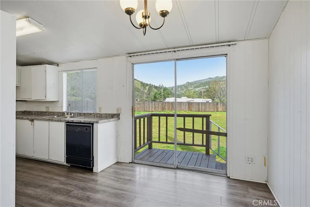 3795 Spring Valley Road Clearlake Oaks, CA 95423