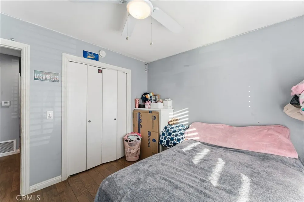 11800 Gager Street Sylmar, CA 91342