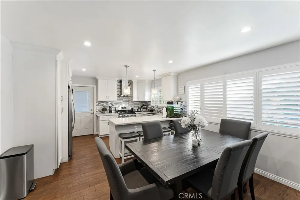 11800 Gager Street Sylmar, CA 91342