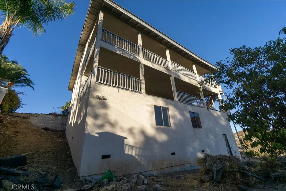 29300 Mammoth Place Canyon Lake, CA 92587