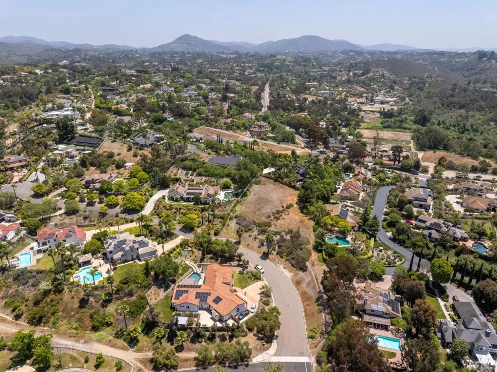 Calle Rancho Vista Encinitas, CA 92024
