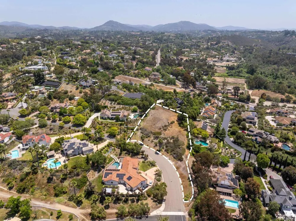 Calle Rancho Vista Encinitas, CA 92024