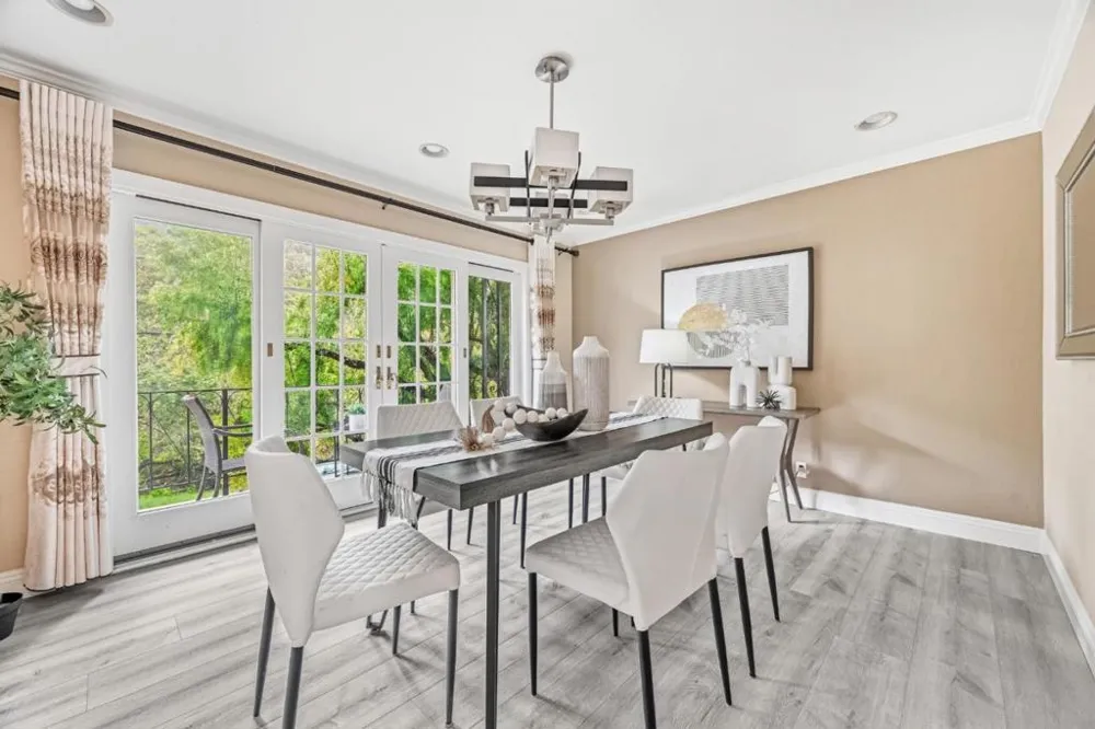 3202 E Laurel Creek Road Belmont, CA 94002